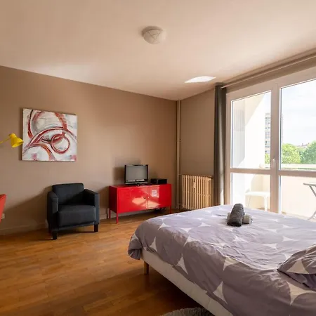 Appart'Hotel De Montplaisir Saint-Etienne  Buitenkant foto